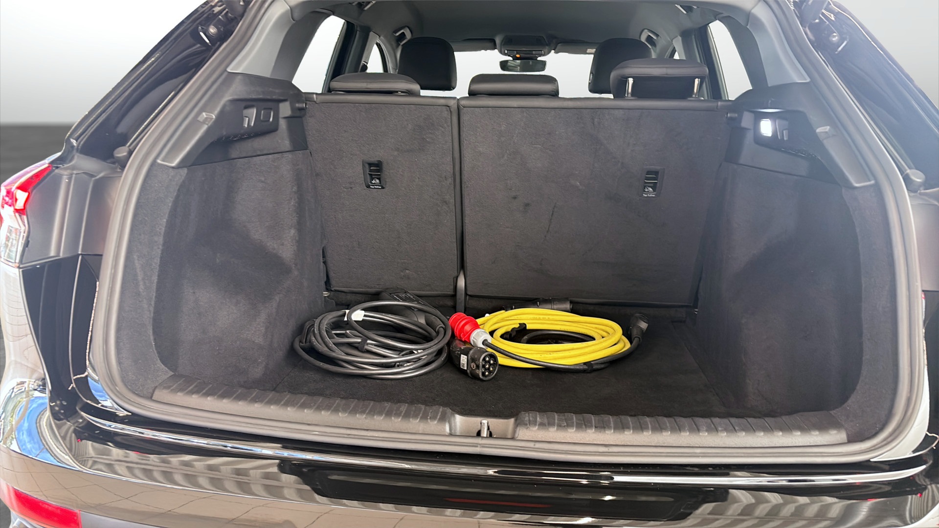 Audi Q4 e-tron STN67N