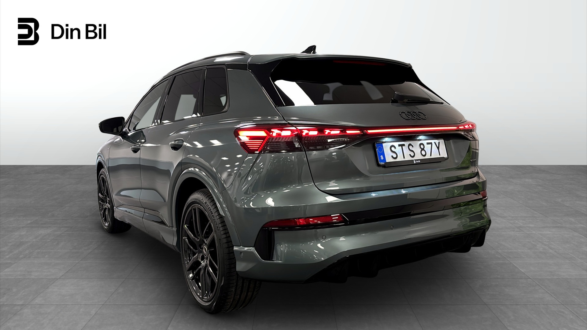 Audi Q4 Sportback e-tron STS87Y