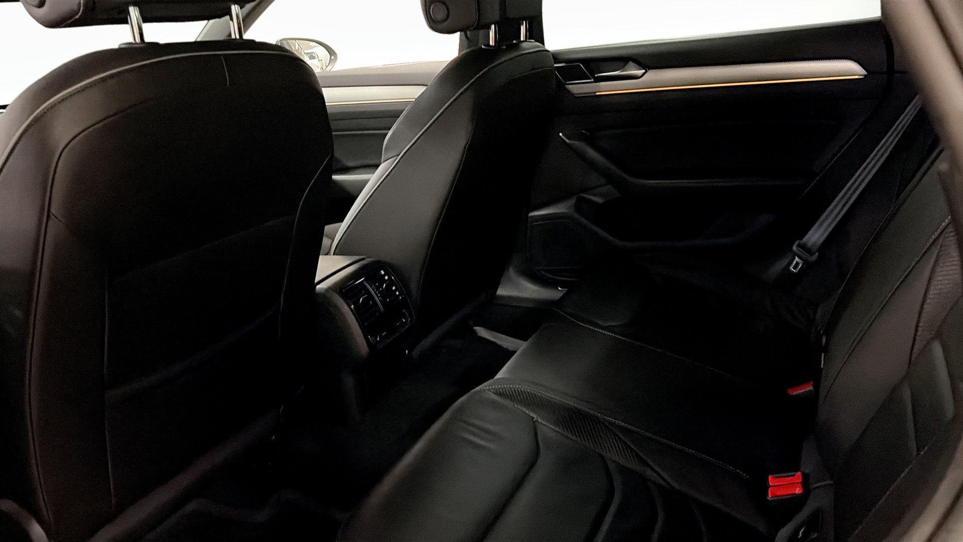 Volkswagen Arteon STT57L