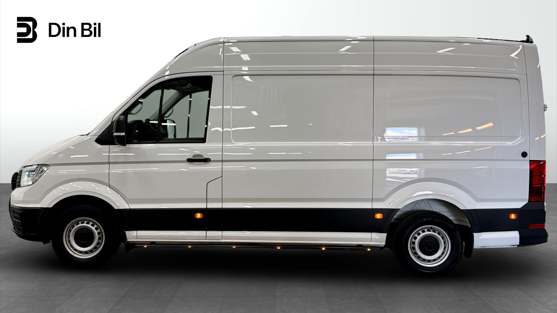Volkswagen Crafter Skåp kort hjulbas SUJ04B