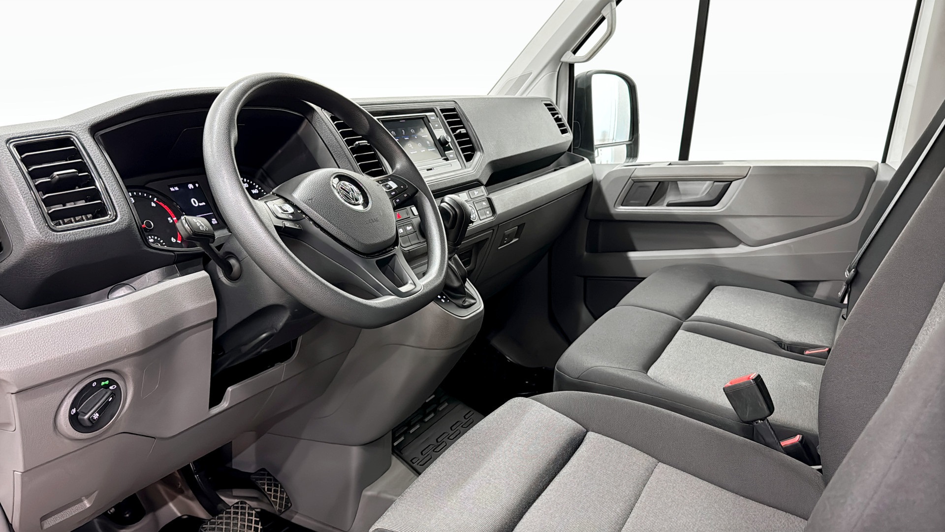 Volkswagen Crafter Skåp kort hjulbas SUJ04B