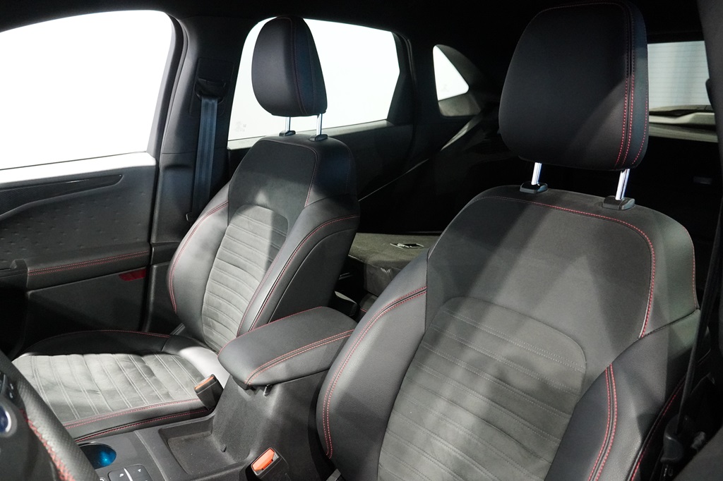 Ford Kuga SWU57M