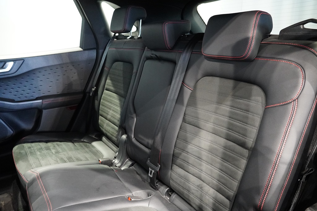 Ford Kuga SWU57M