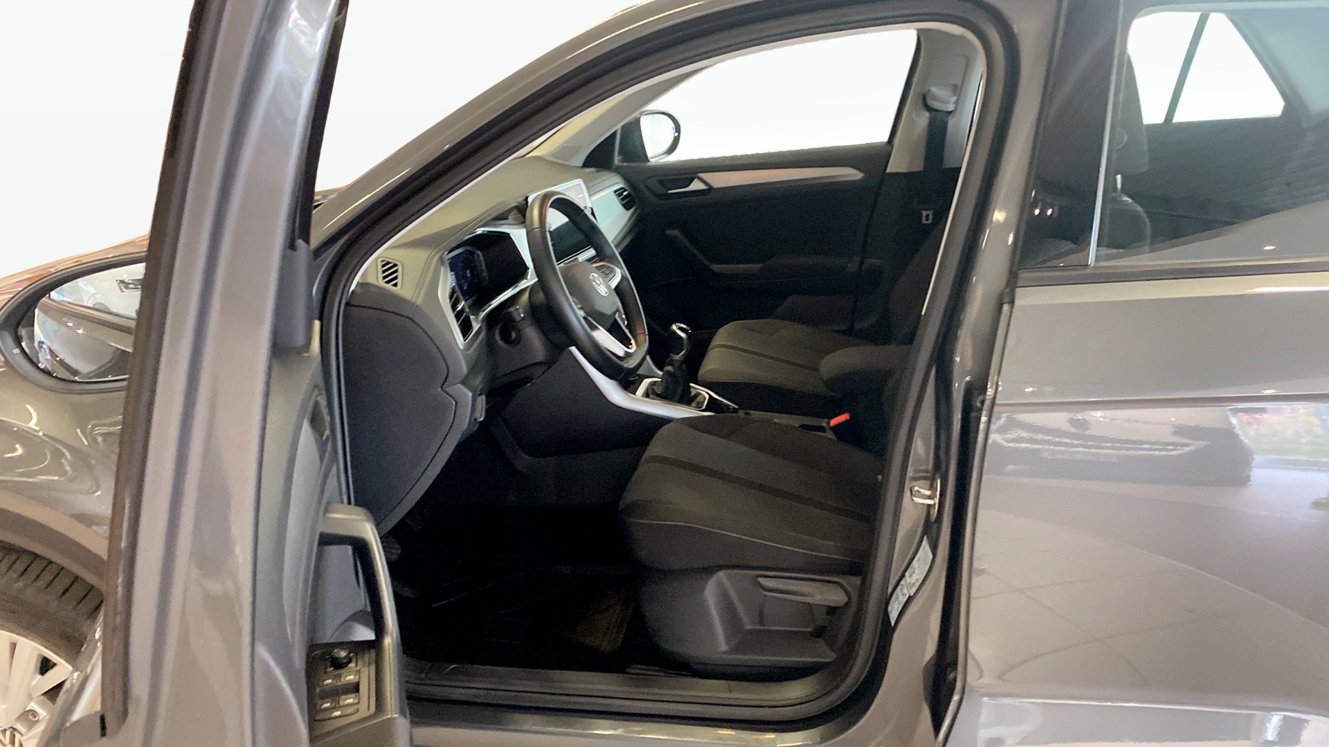 Volkswagen T-Roc SXB40U