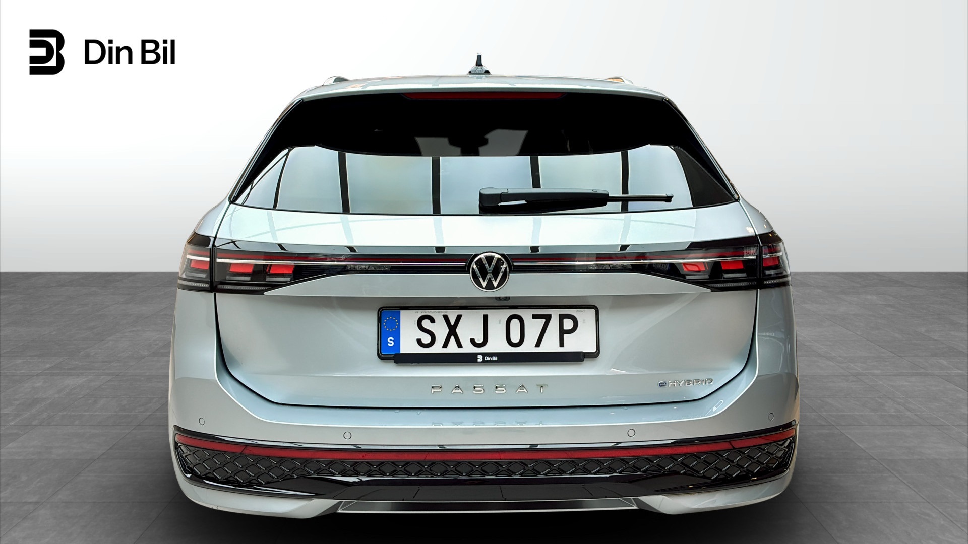 Volkswagen Passat SXJ07P