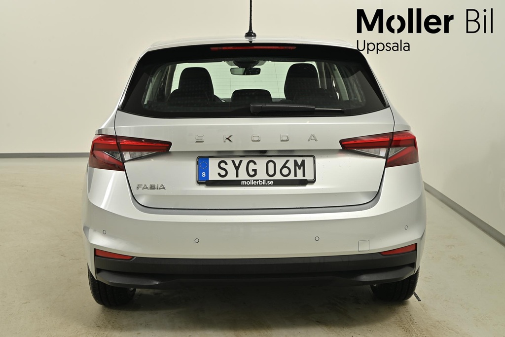 Skoda Fabia SYG06M