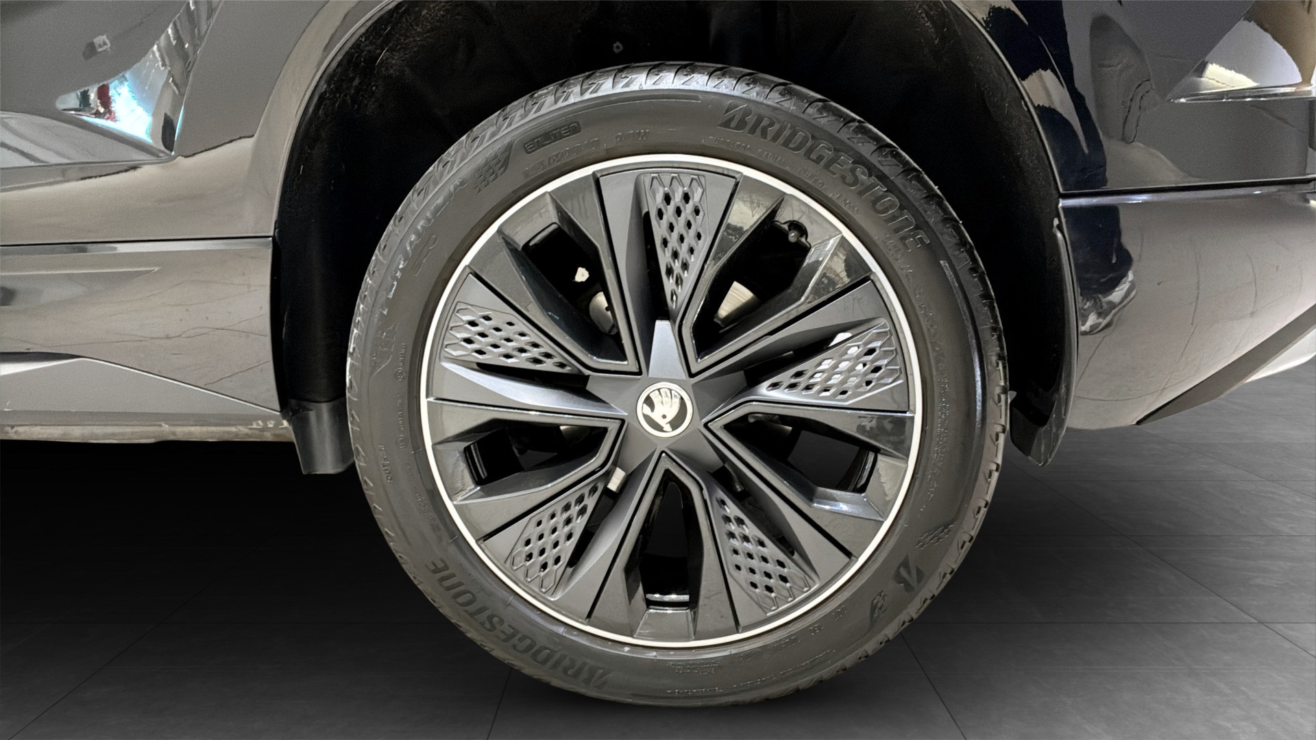 Skoda Karoq SYK40S