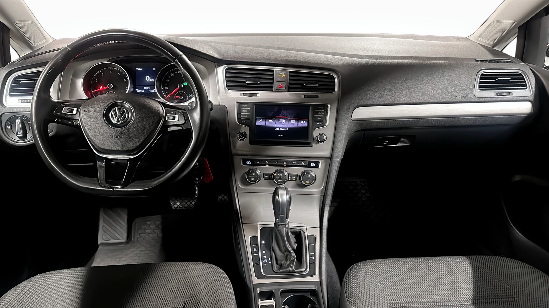 Volkswagen Golf Sportsvan SYO821