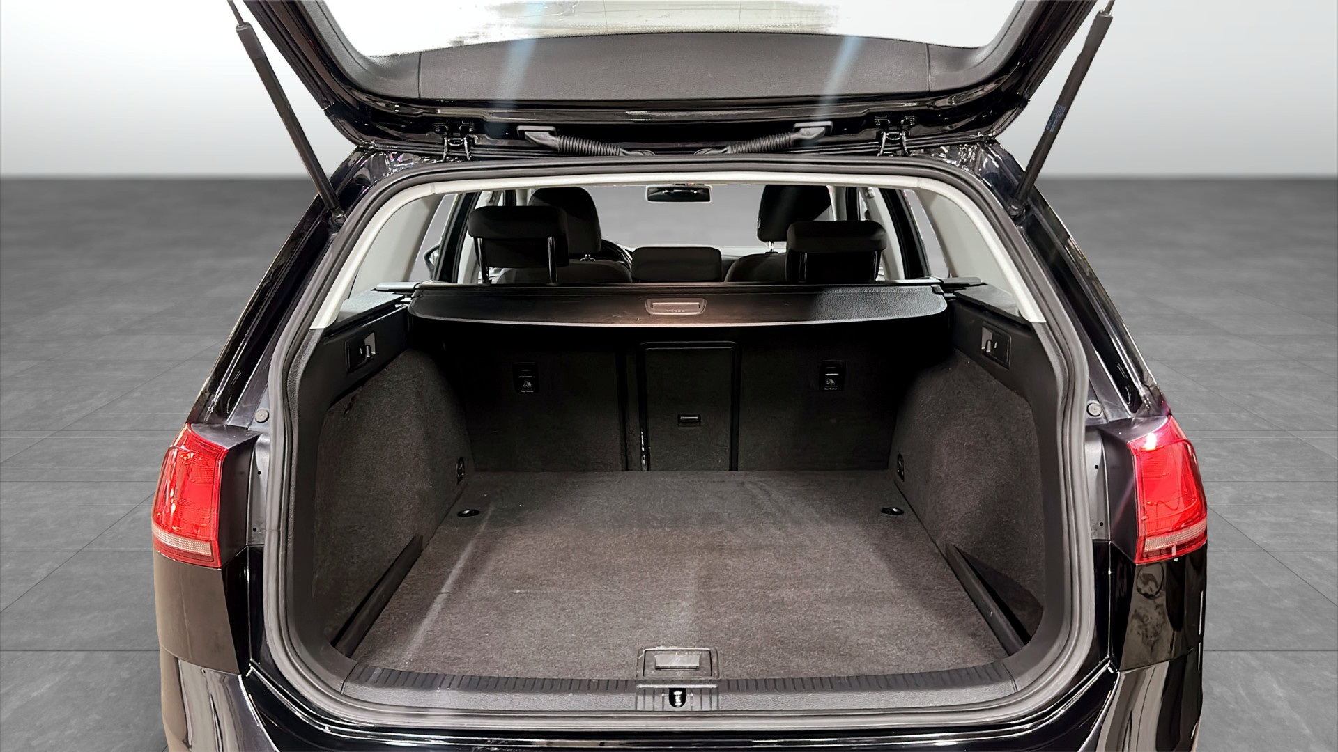 Volkswagen Golf Sportsvan SYO821