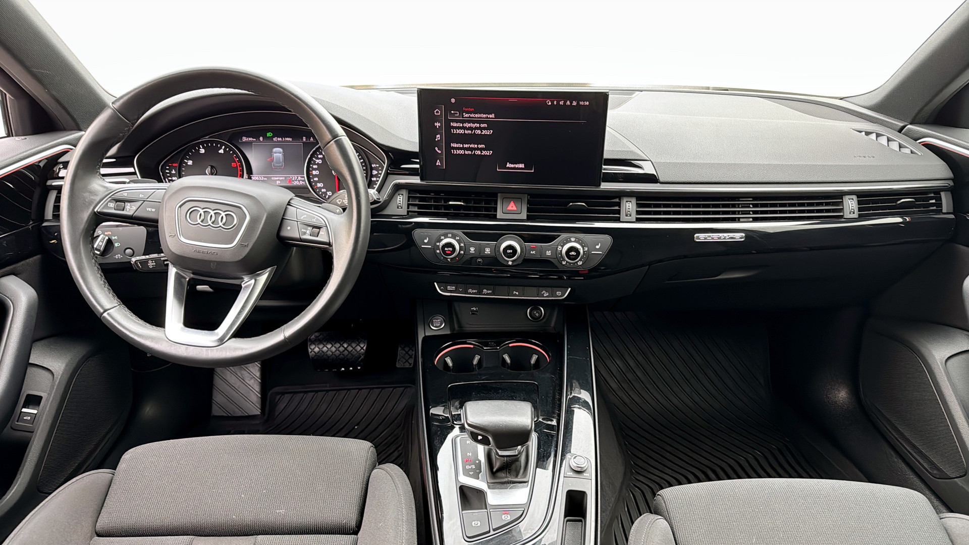 Audi A4 allroad quattro SZF97F
