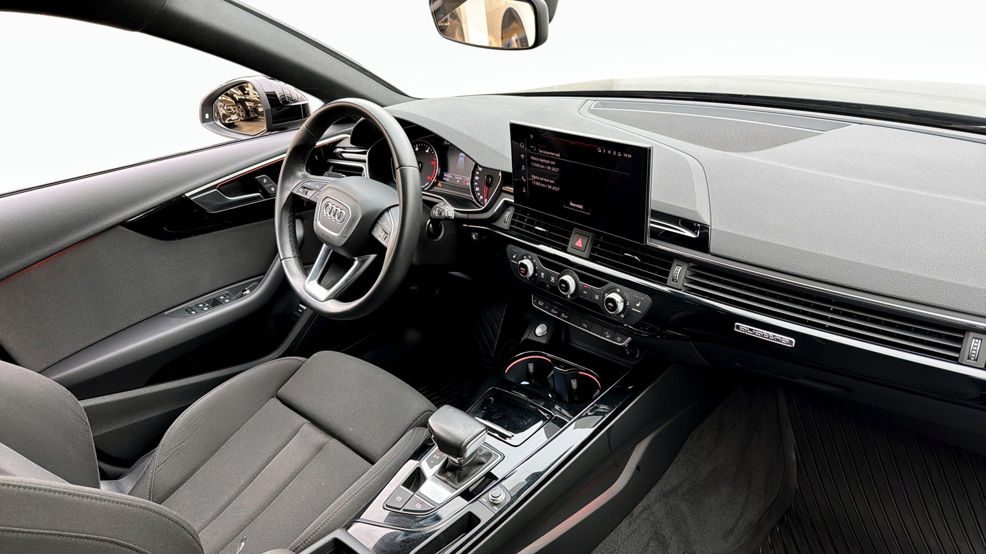 Audi A4 allroad quattro SZF97F