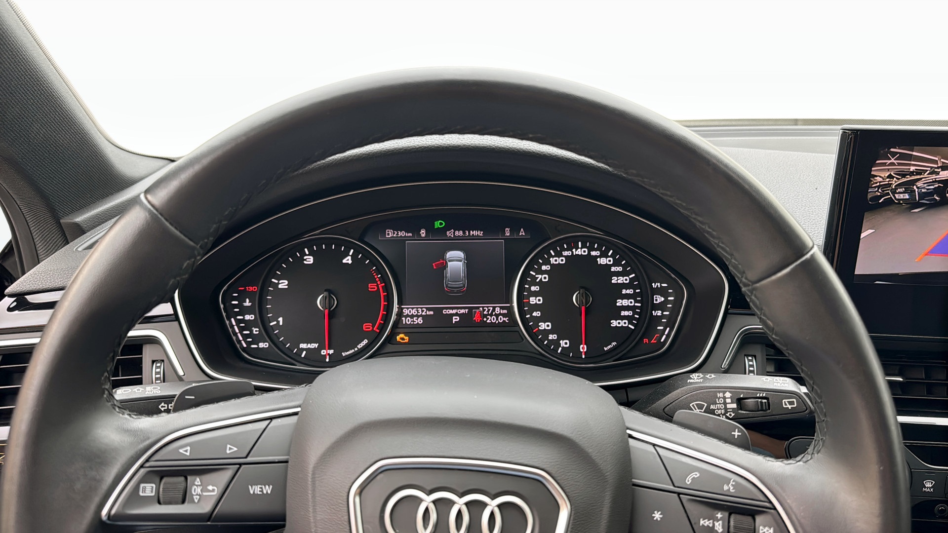 Audi A4 allroad quattro SZF97F