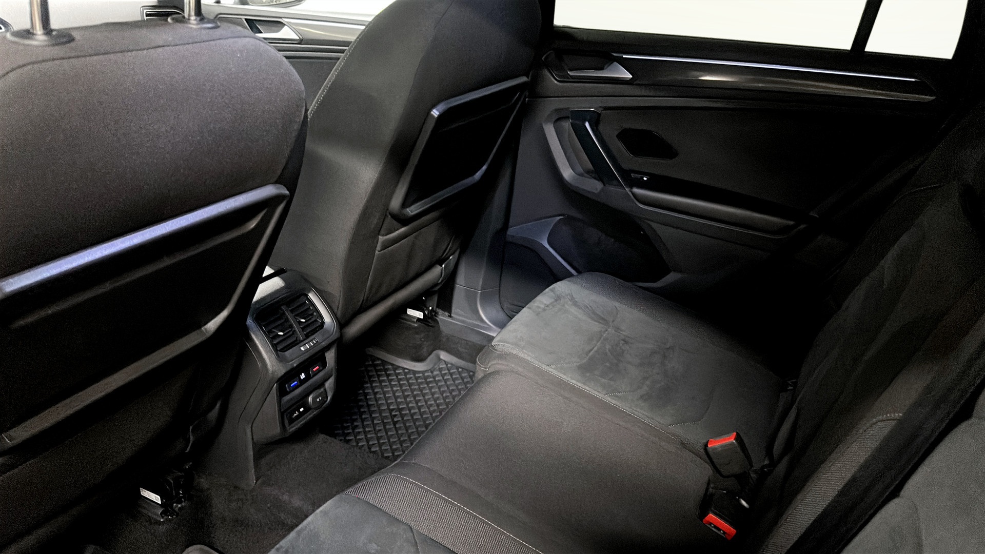 Volkswagen Tiguan SZT26R