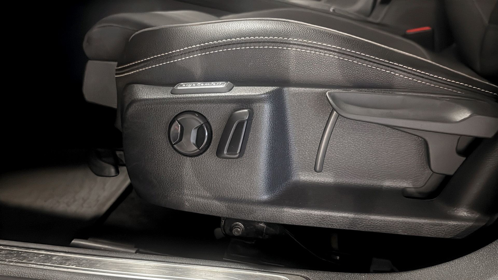Volkswagen Passat TAE98L