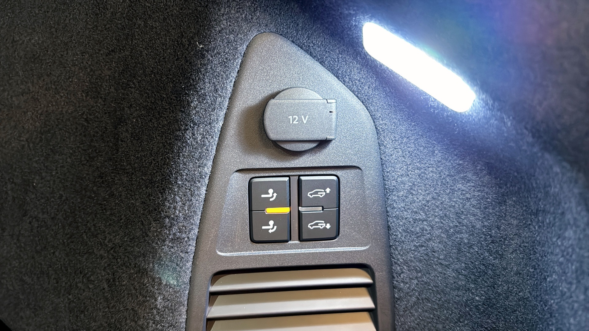 Volkswagen Touareg TAF54N