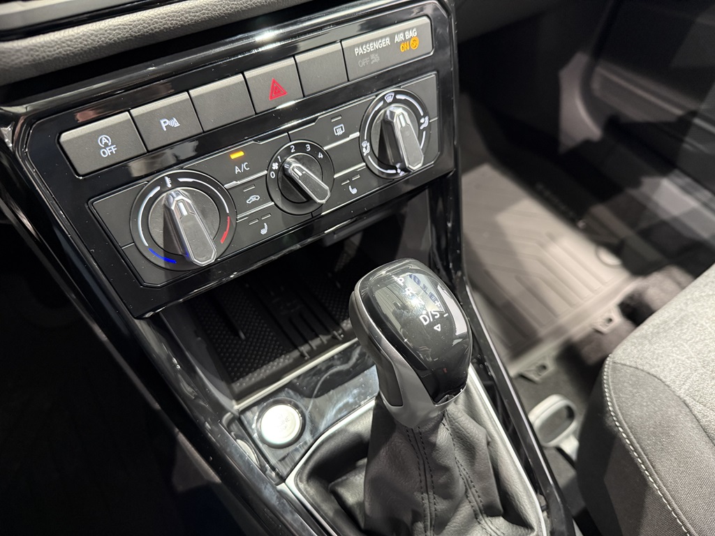 Volkswagen T-Cross TAH80W