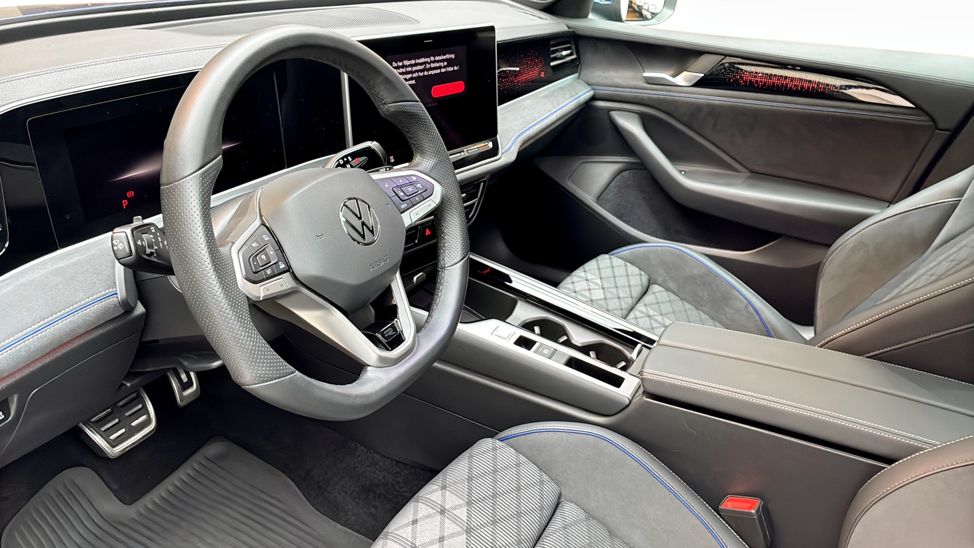 Volkswagen Passat TAJ11G