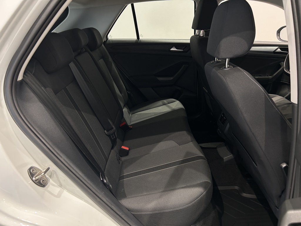Volkswagen T-Roc TBB58G