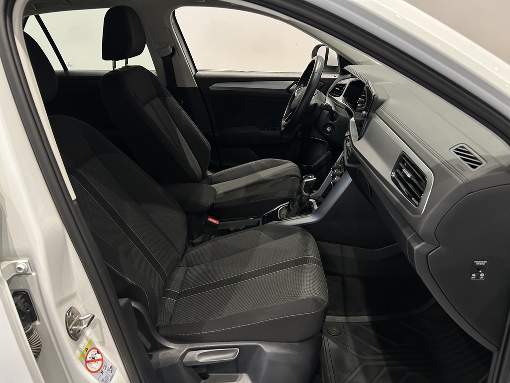 Volkswagen T-Roc TBB58G