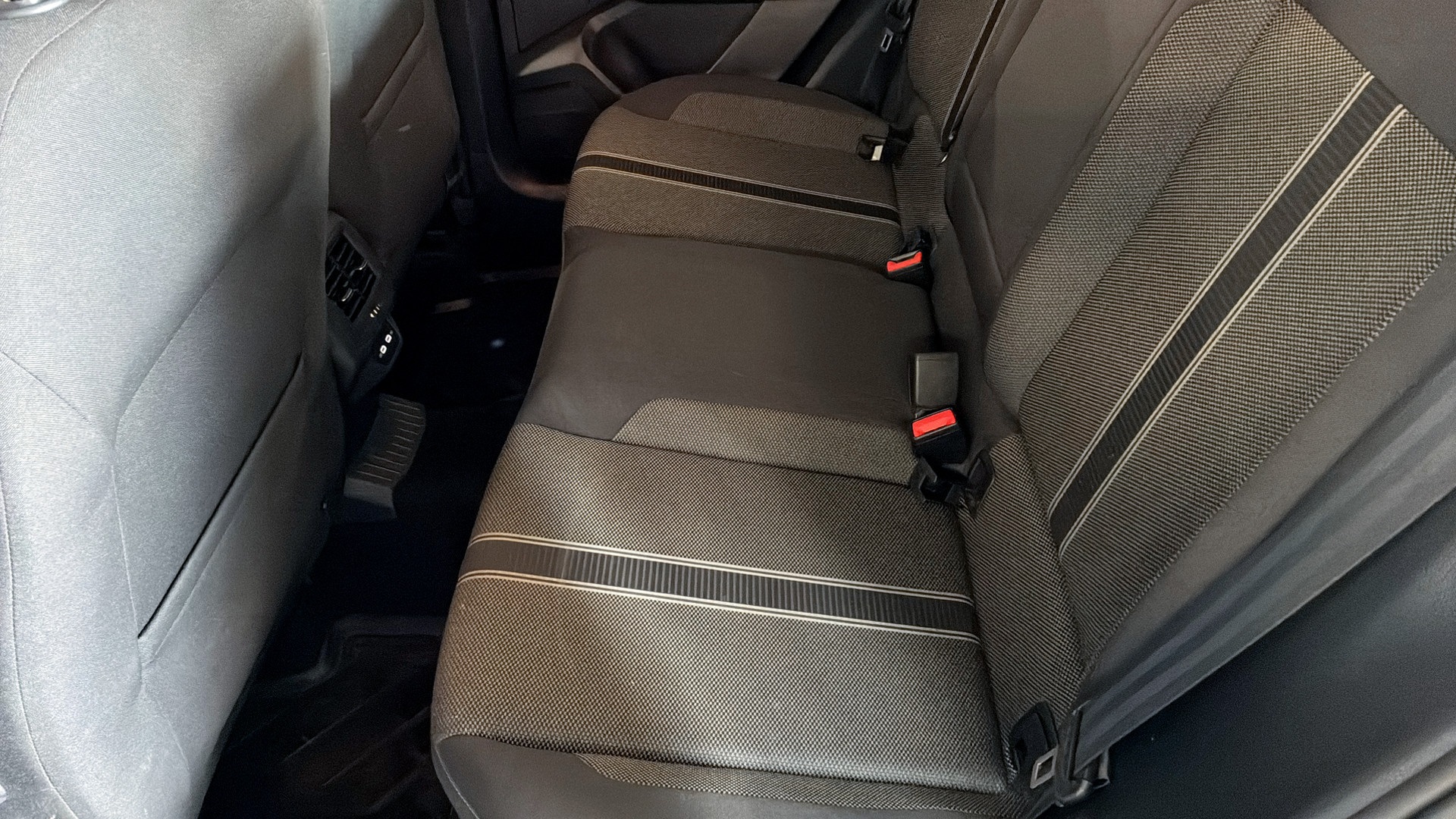 Volkswagen T-Roc TBF387