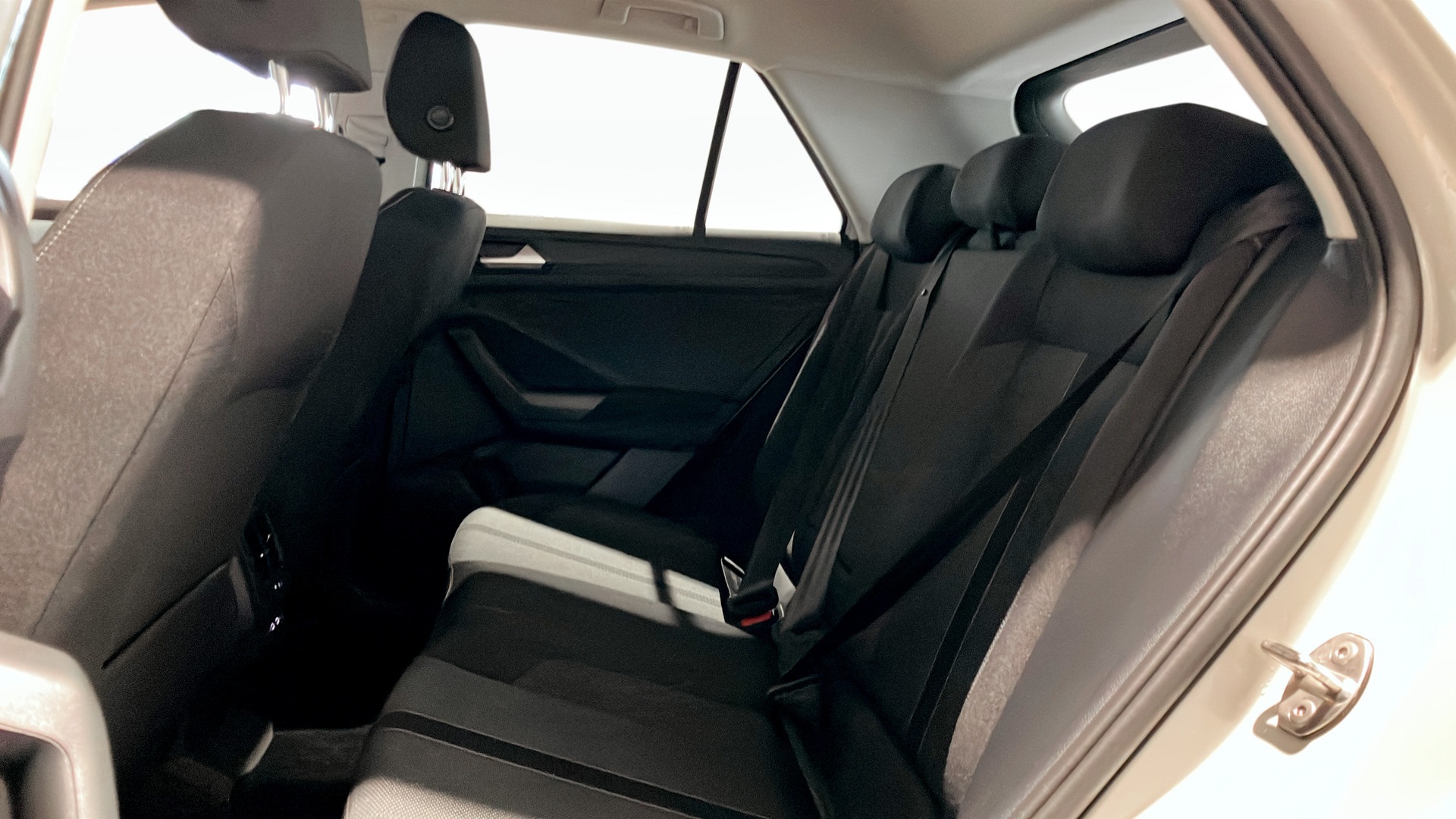 Volkswagen T-Roc TBG78A
