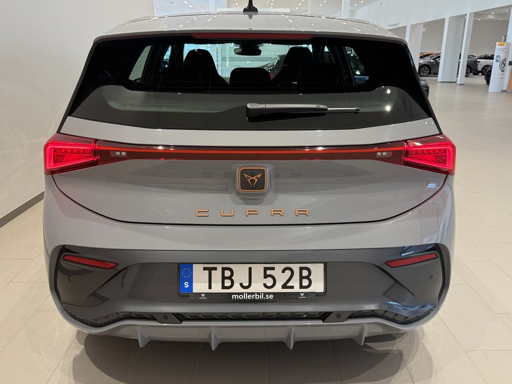 CUPRA Born TBJ52B