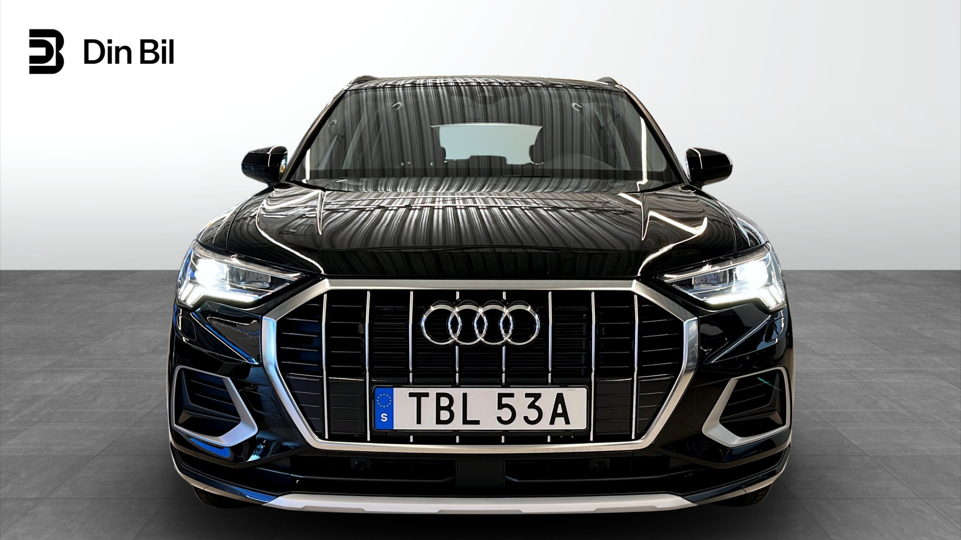 Audi Q3 TBL53A