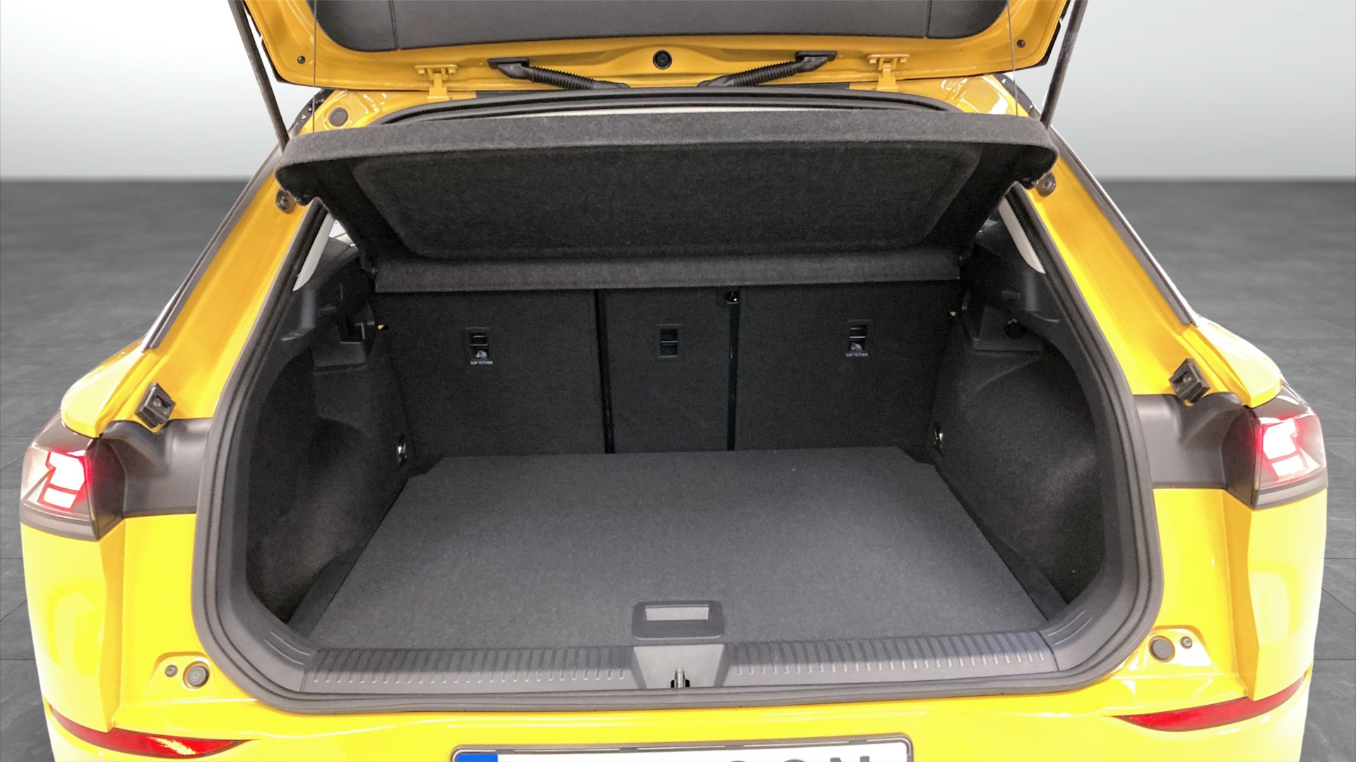 Volkswagen T-Roc TBP09N