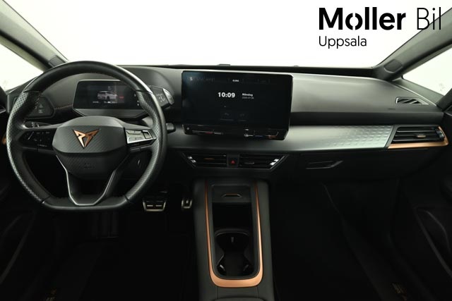 CUPRA Born TCJ52M
