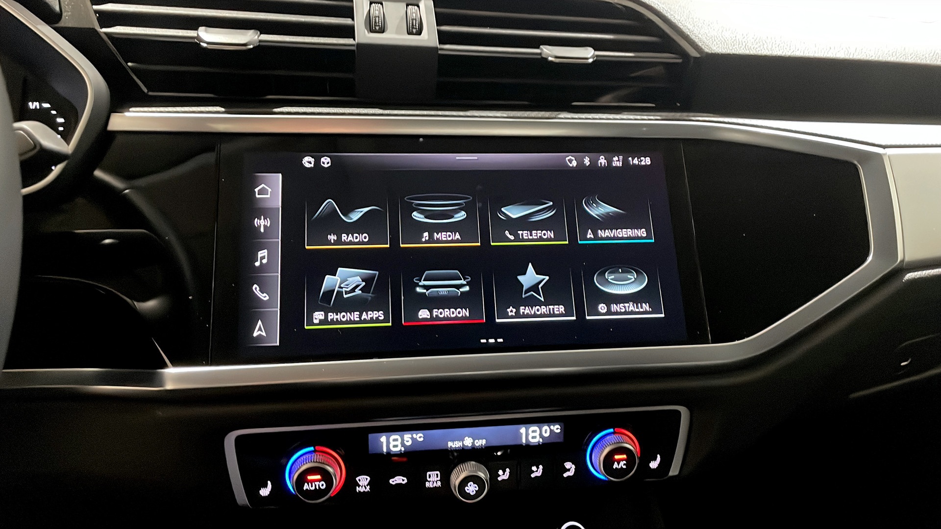 Audi Q3 TCJ53H