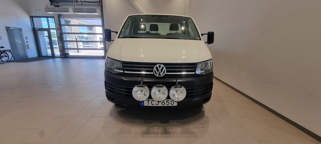 Volkswagen T6 Transporter TCJ650