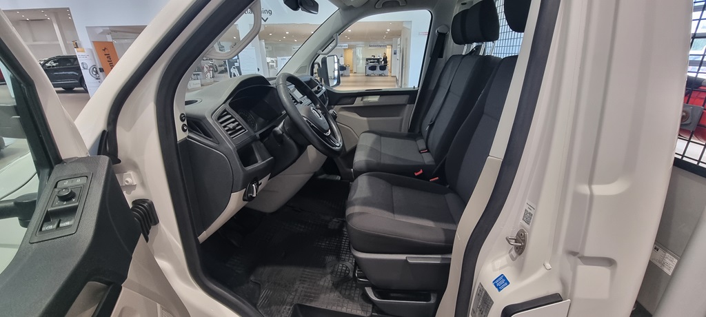 Volkswagen T6 Transporter TCJ650