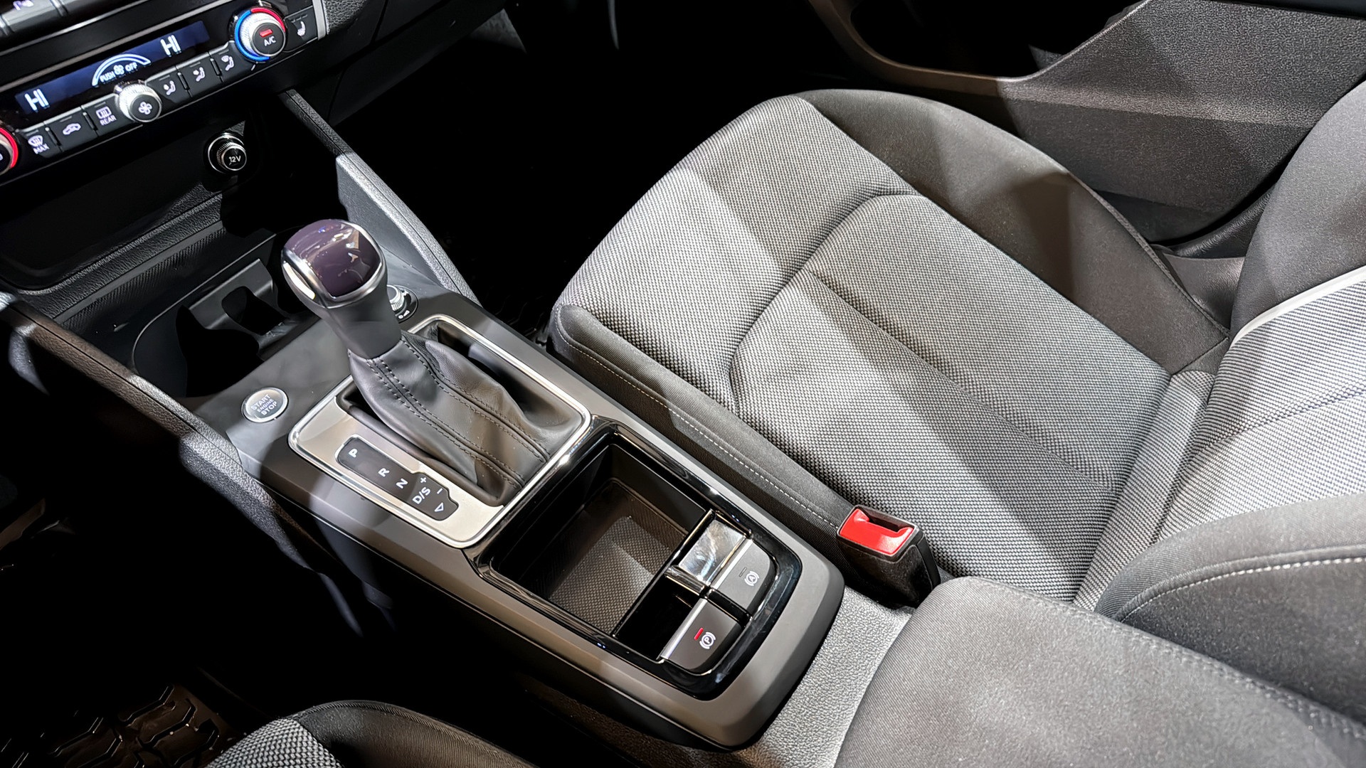 Audi Q2 TCL16B