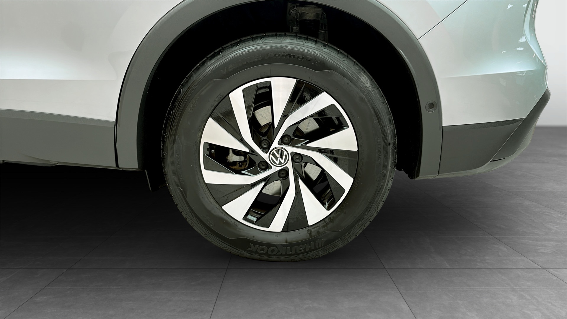 Volkswagen Tiguan TDJ16H