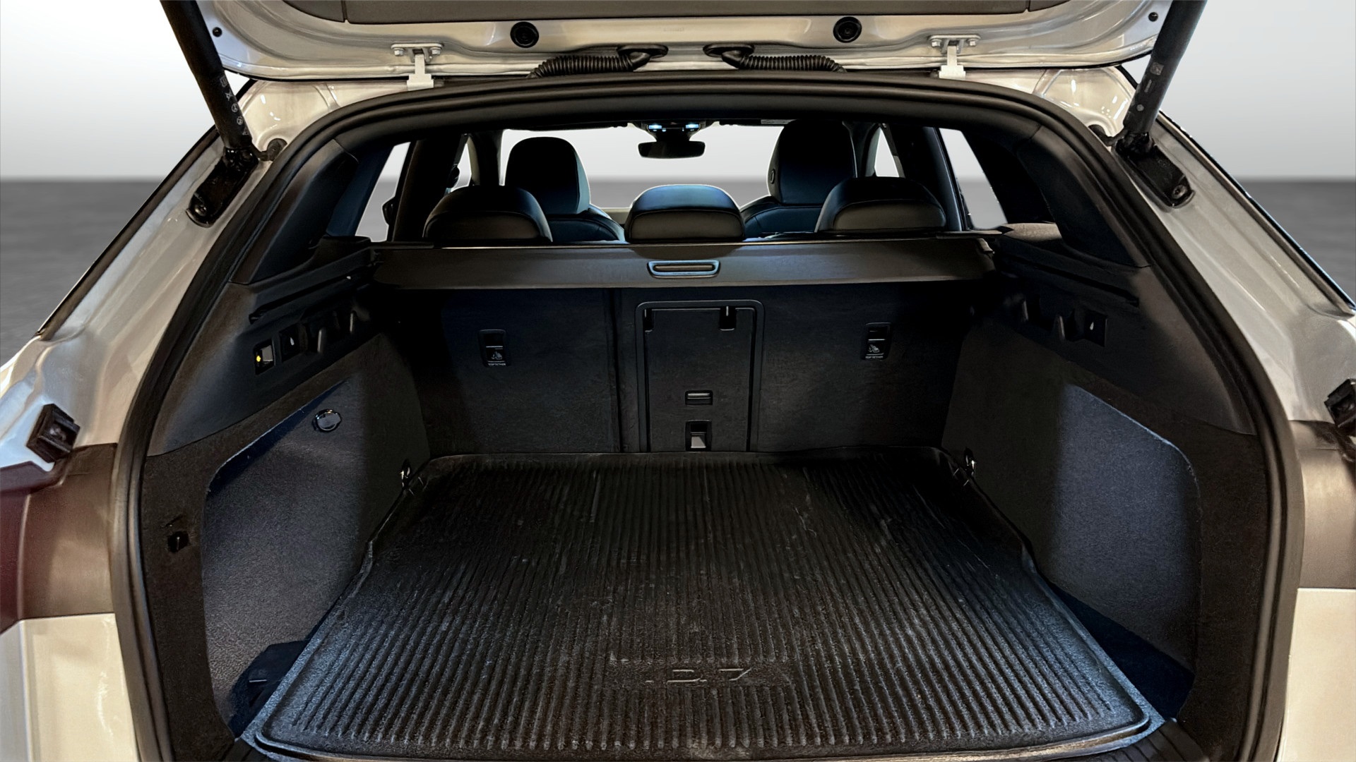 Volkswagen ID.7 TDJ51G