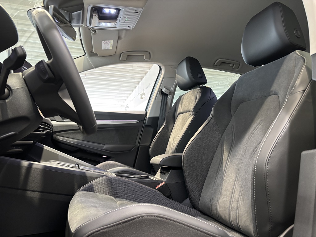 Volkswagen Golf TDJ53J