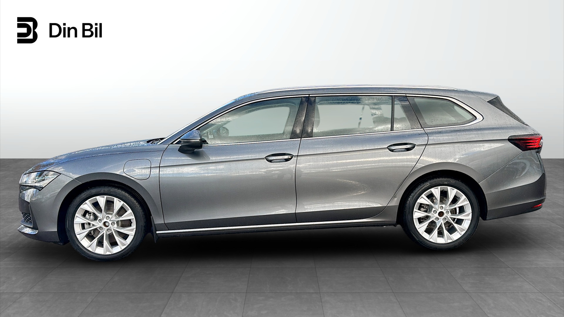 Skoda Superb Combi TDL14W