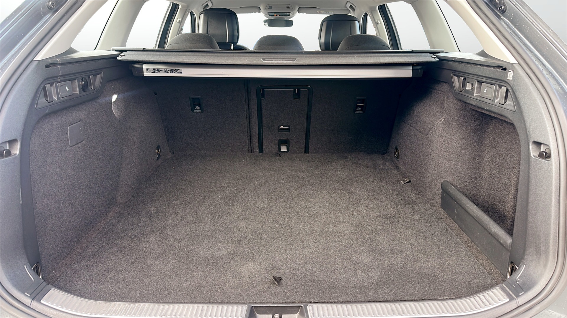 Skoda Superb Combi TDL14W