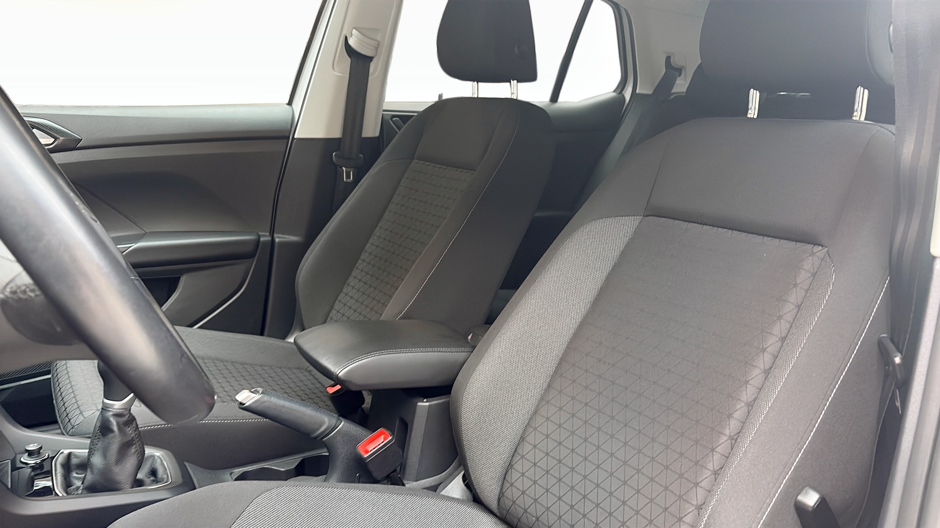 Volkswagen T-Cross TEE78G