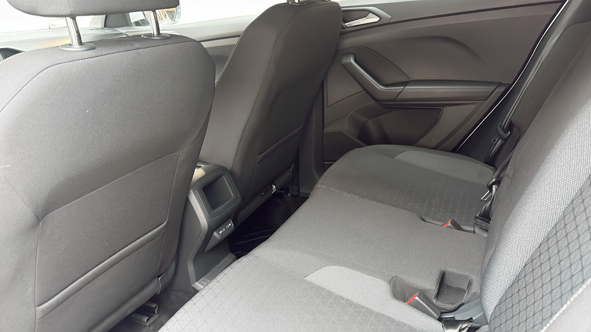 Volkswagen T-Cross TEE78G