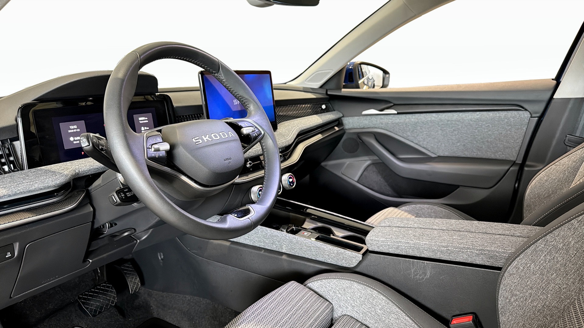 Skoda Superb Combi TEM52P