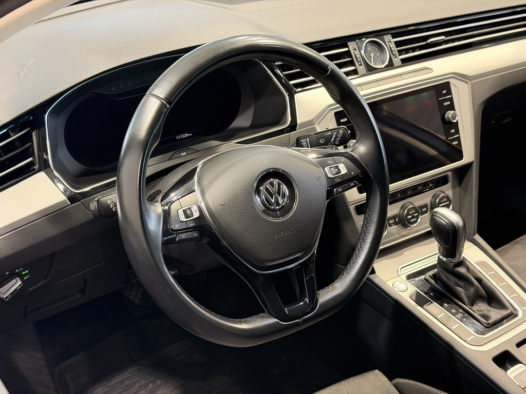Volkswagen Passat Sportscombi TGC801