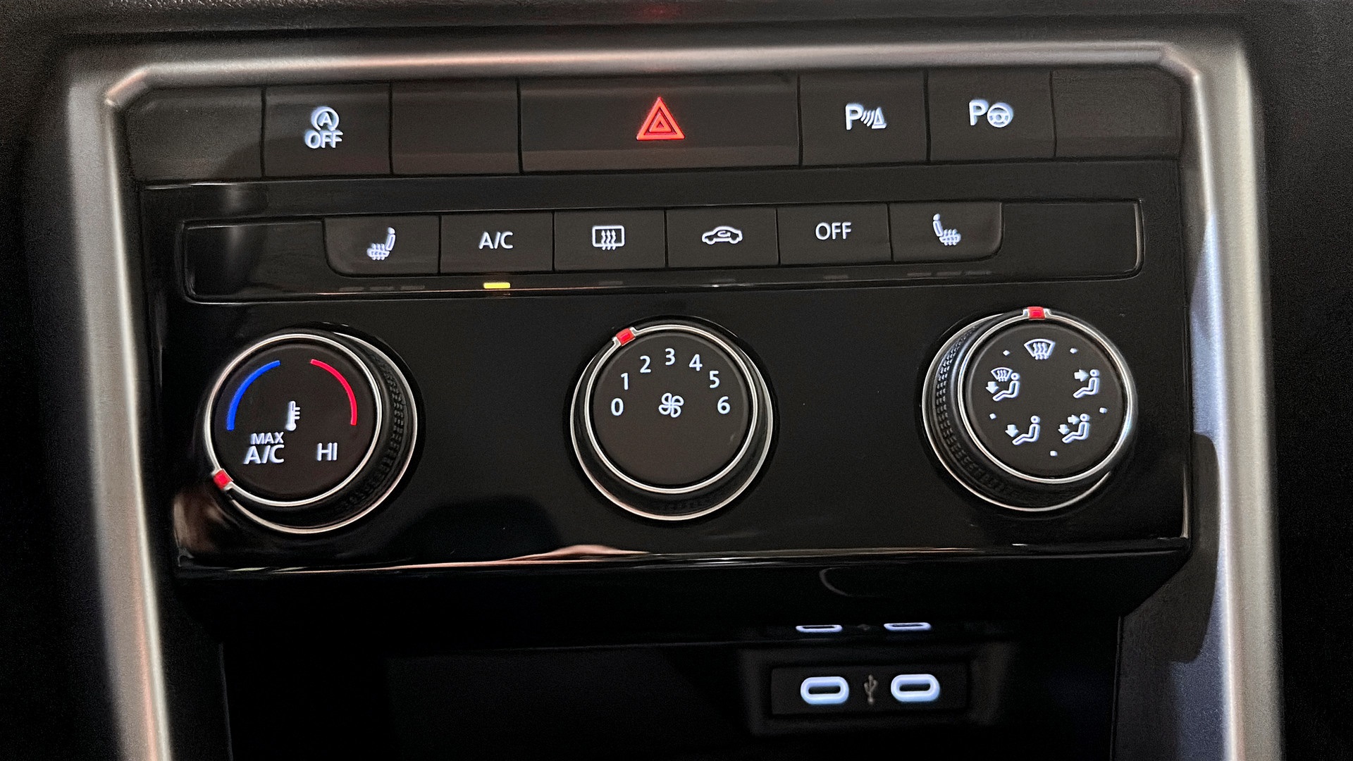 Volkswagen T-Roc TGD41P