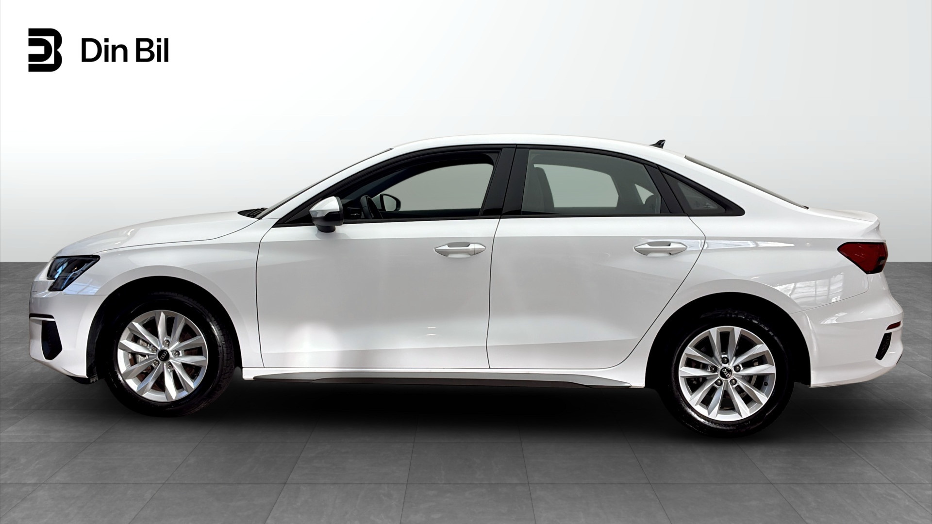 Audi A3 Sedan TGE41U