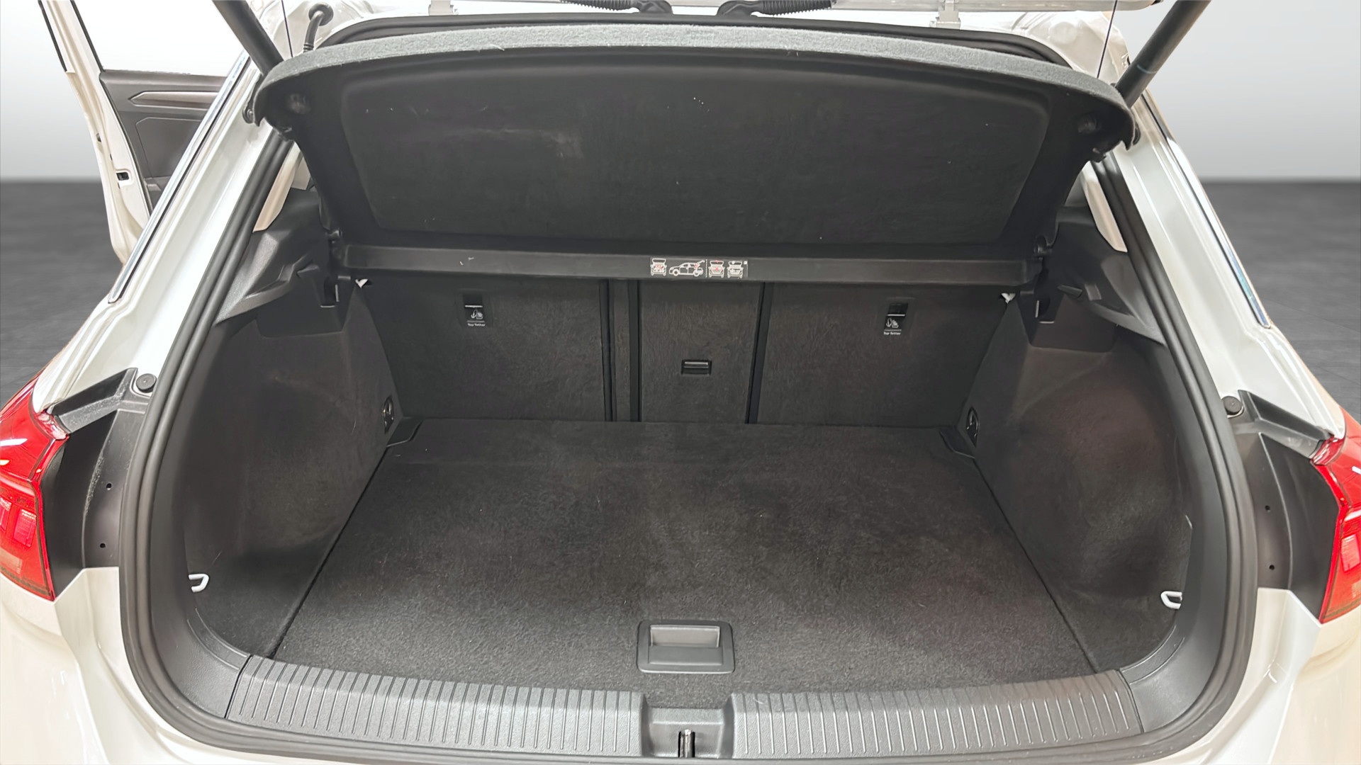 Volkswagen T-Roc TGM76Y