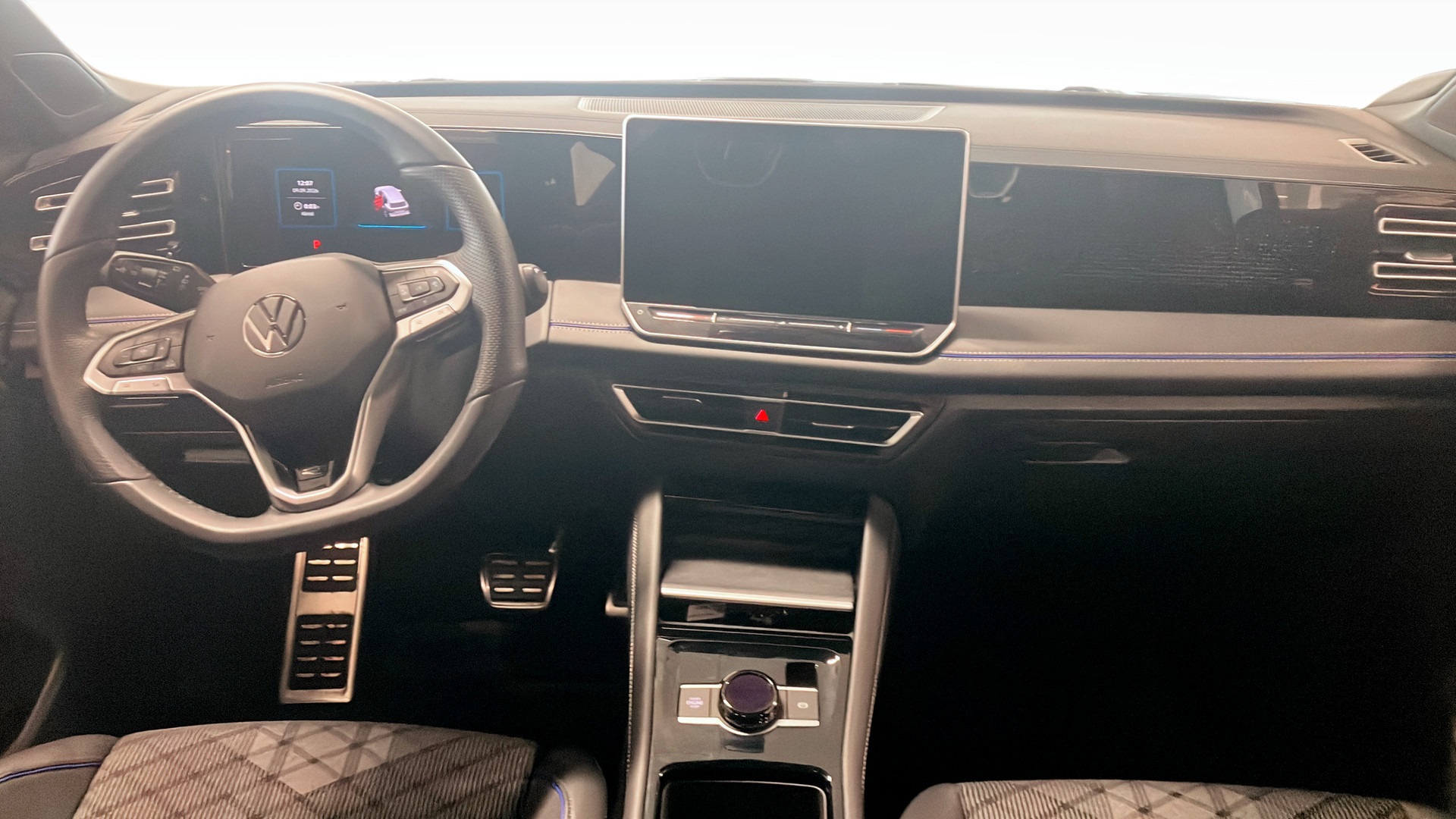Volkswagen Tiguan THH79W