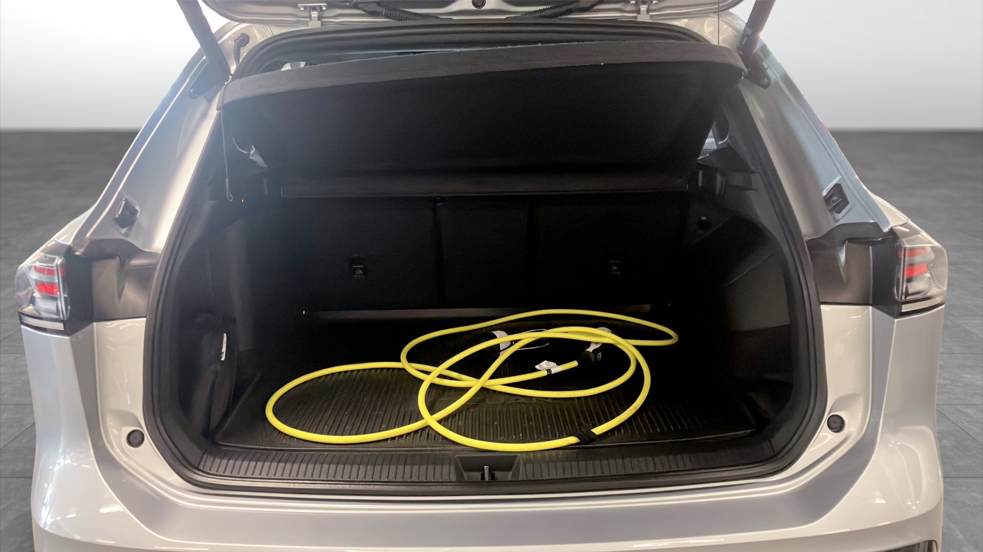 Volkswagen Tiguan THH79W