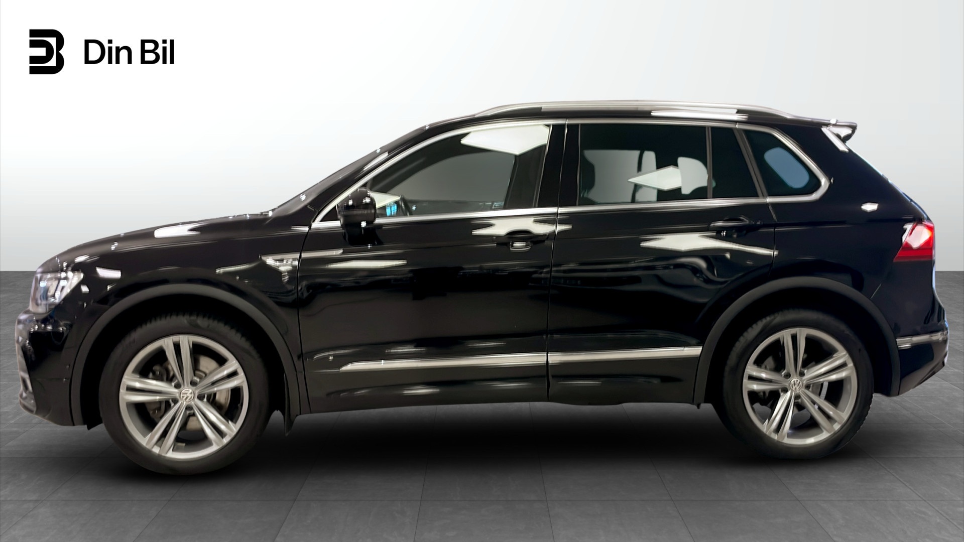 Volkswagen Tiguan THJ76S