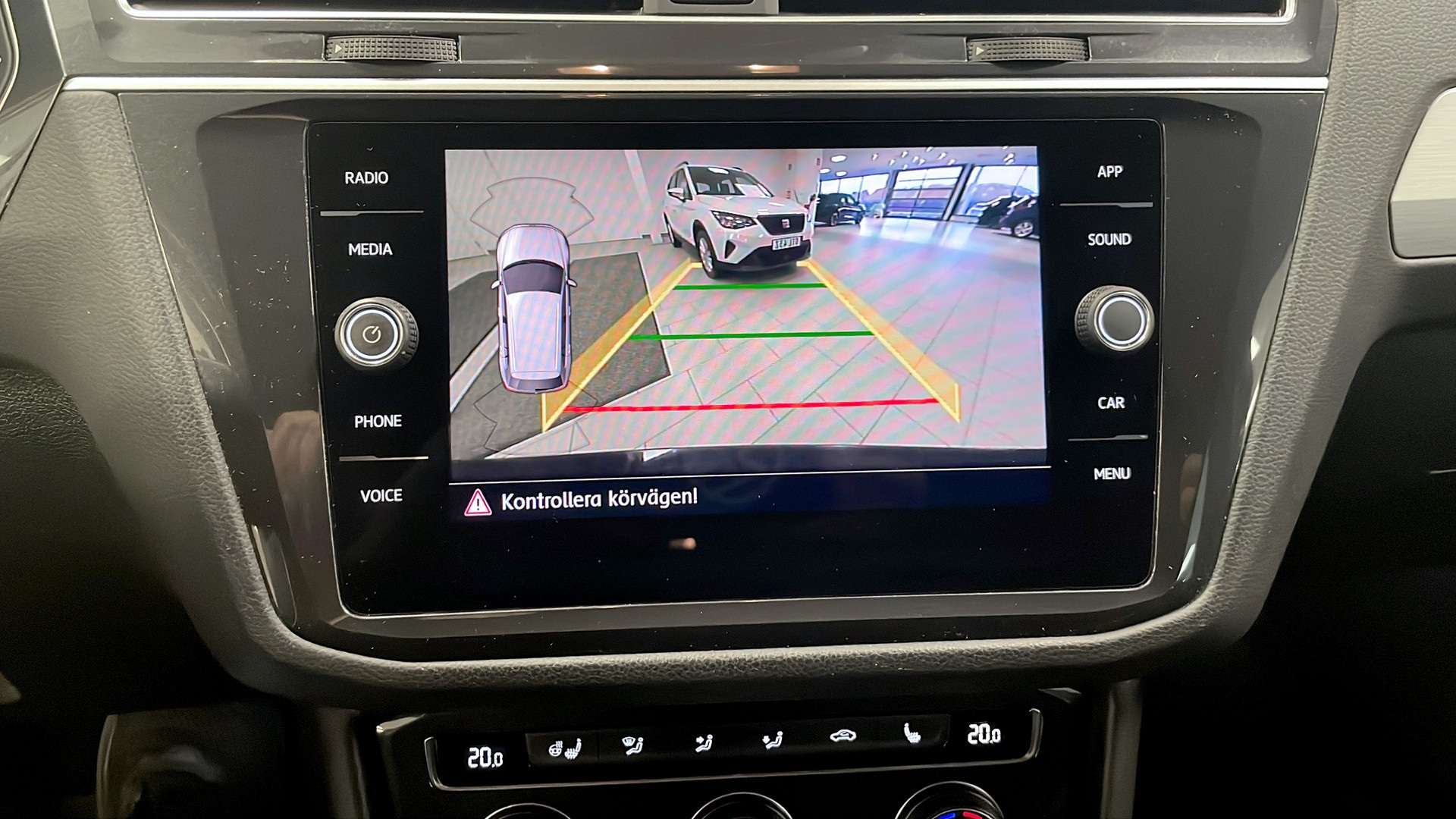 Volkswagen Tiguan THJ76S