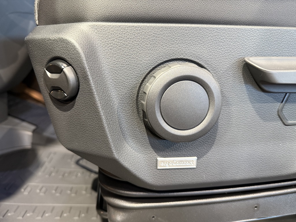 Volkswagen Crafter Skåp kort hjulbas THM79S